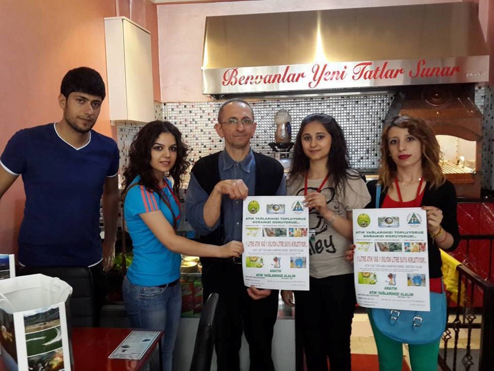 HOPA LIMANINA KORELI MISAFIR